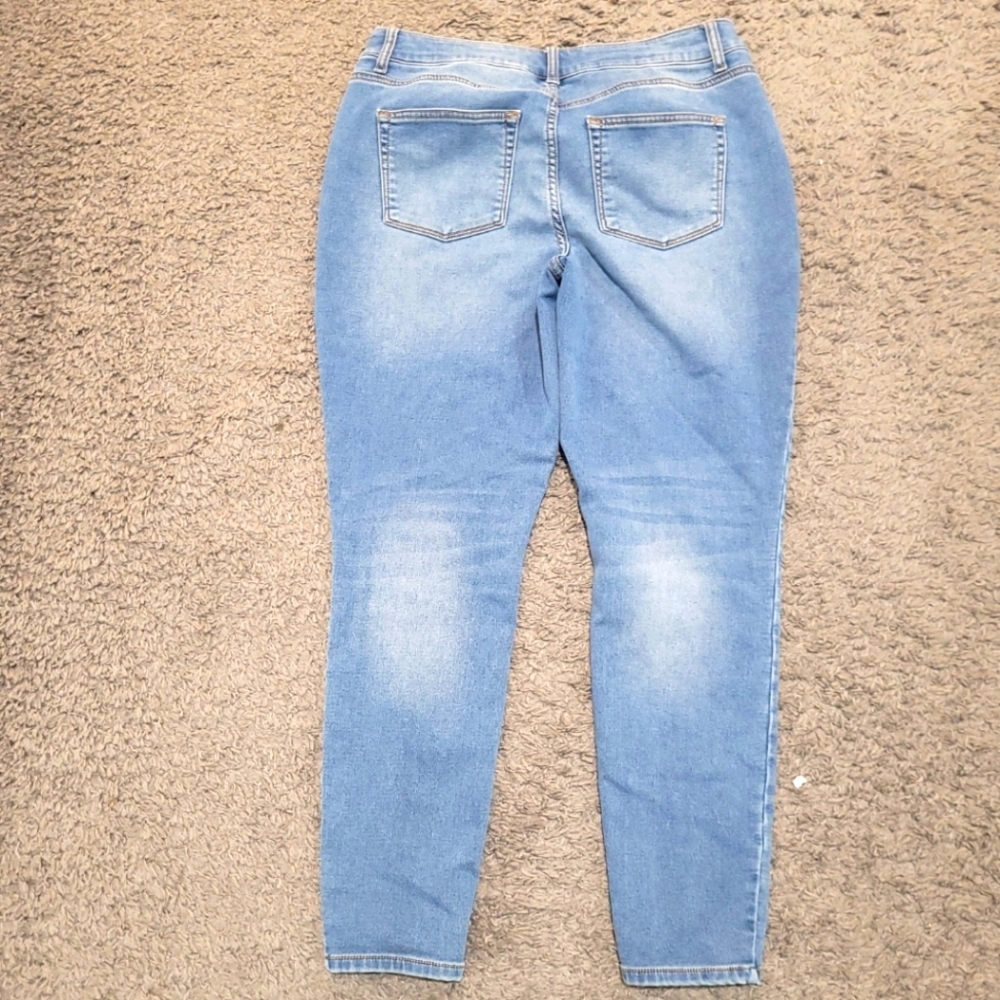 Maurices Jeggings - Picture 4 of 4